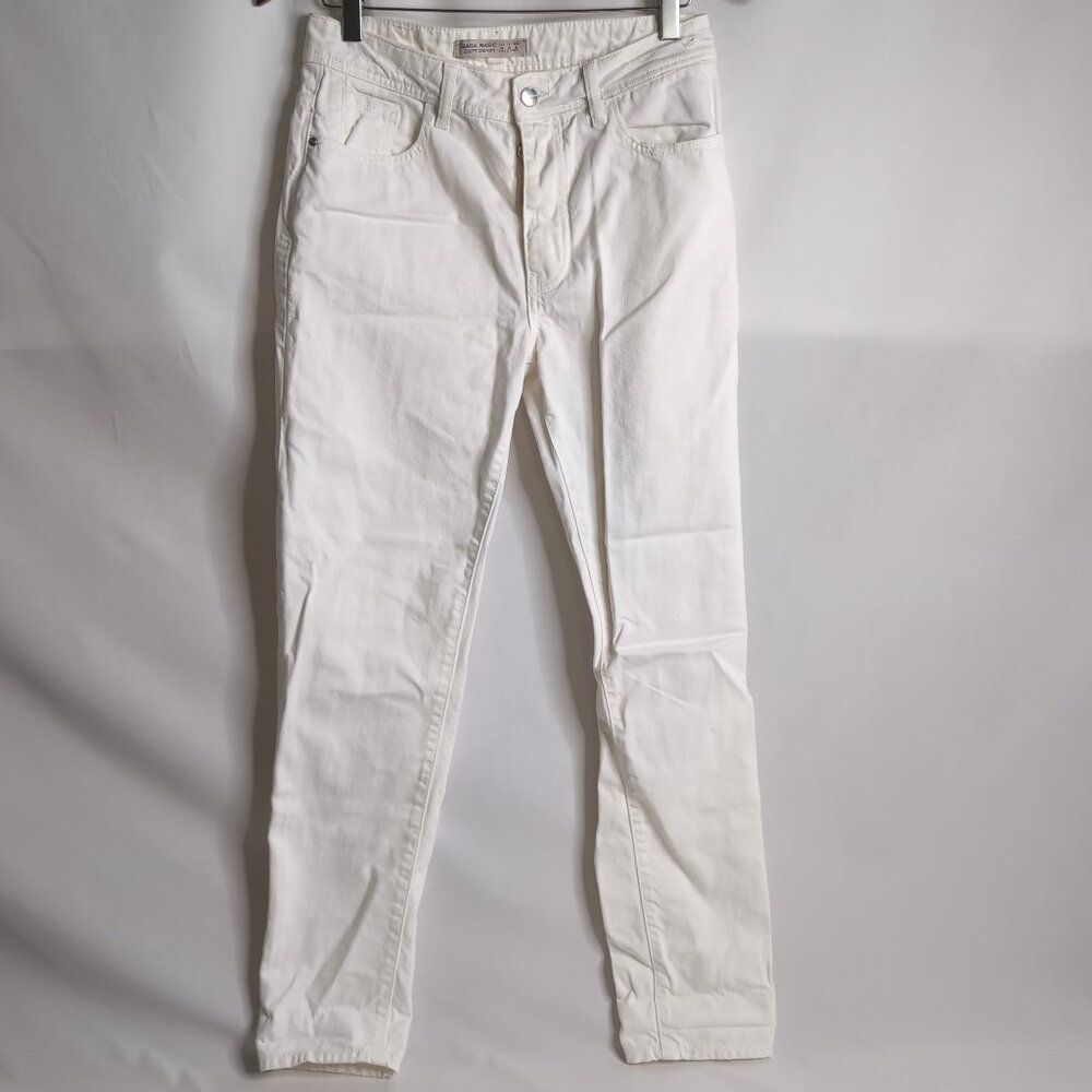 Zara Basic Z1975 Denim Womens Off White High Rise Mom Jean, Size 4